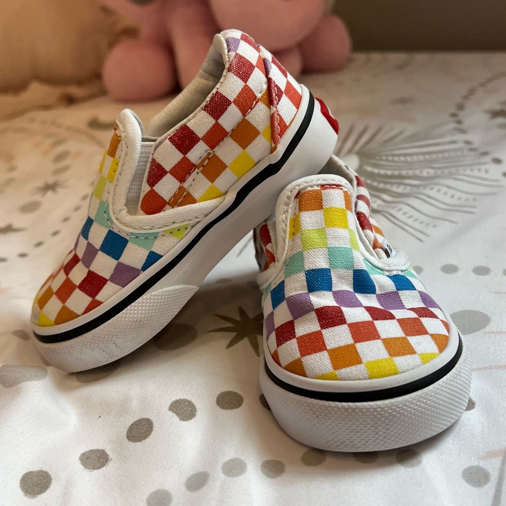 Vans Slip-On V RainbowCheckerboard Toddler Shoe Size 4